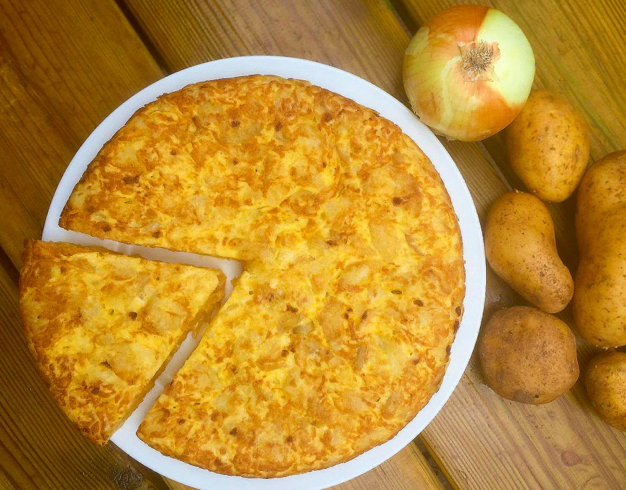tortilla de patatas con cebolla